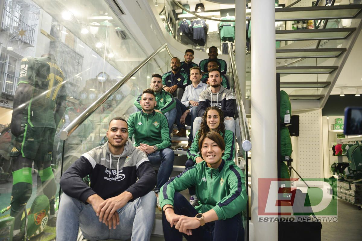 La inauguración de la nueva tienda del Betis, en Sierpes - estadiodeportivo.com